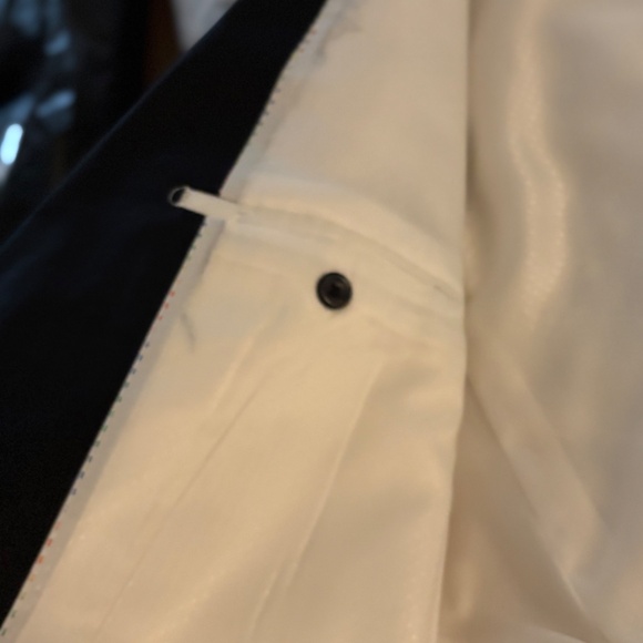 White Tux - Picture 4 of 10